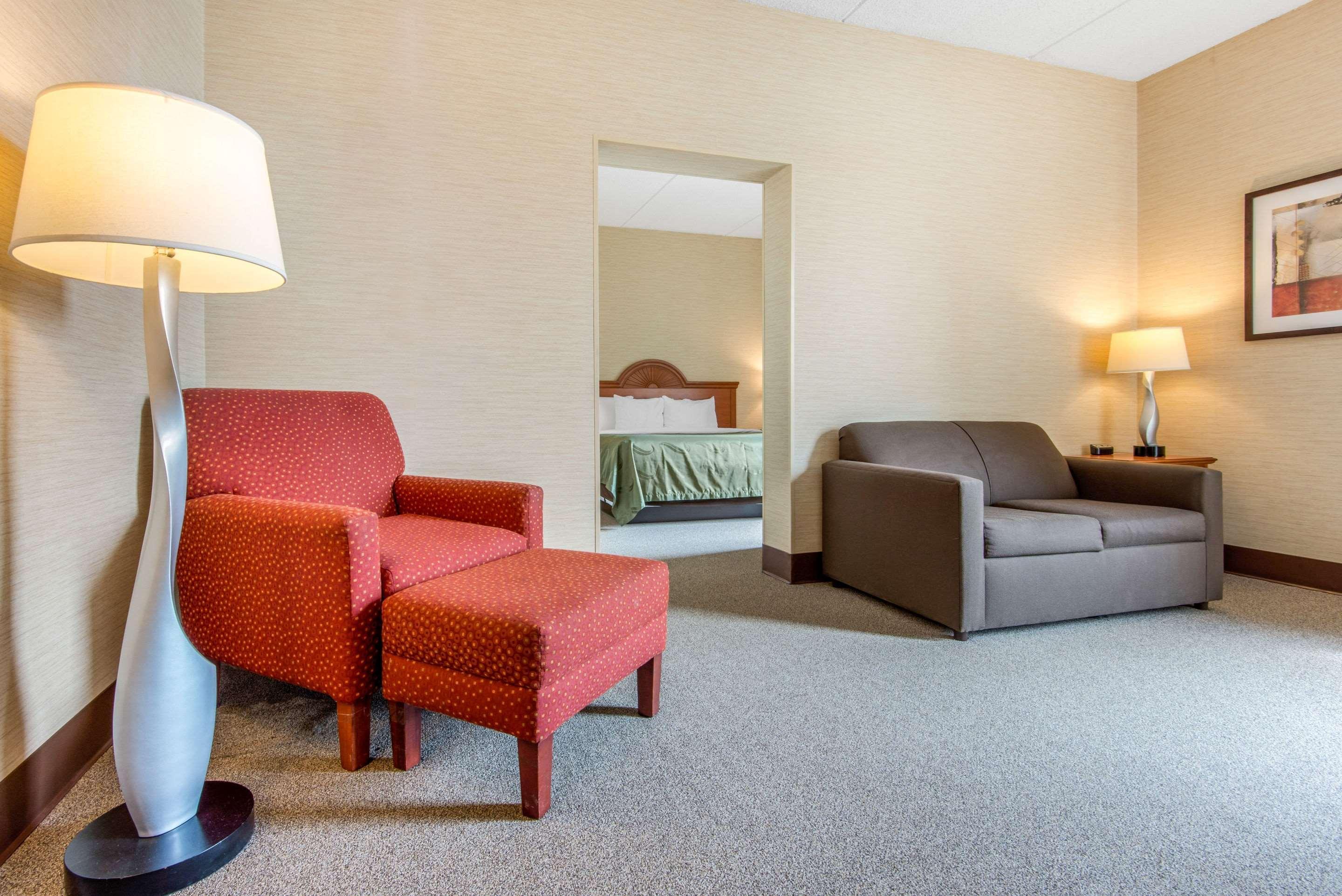 Quality Inn & Suites Mansfield Εξωτερικό φωτογραφία