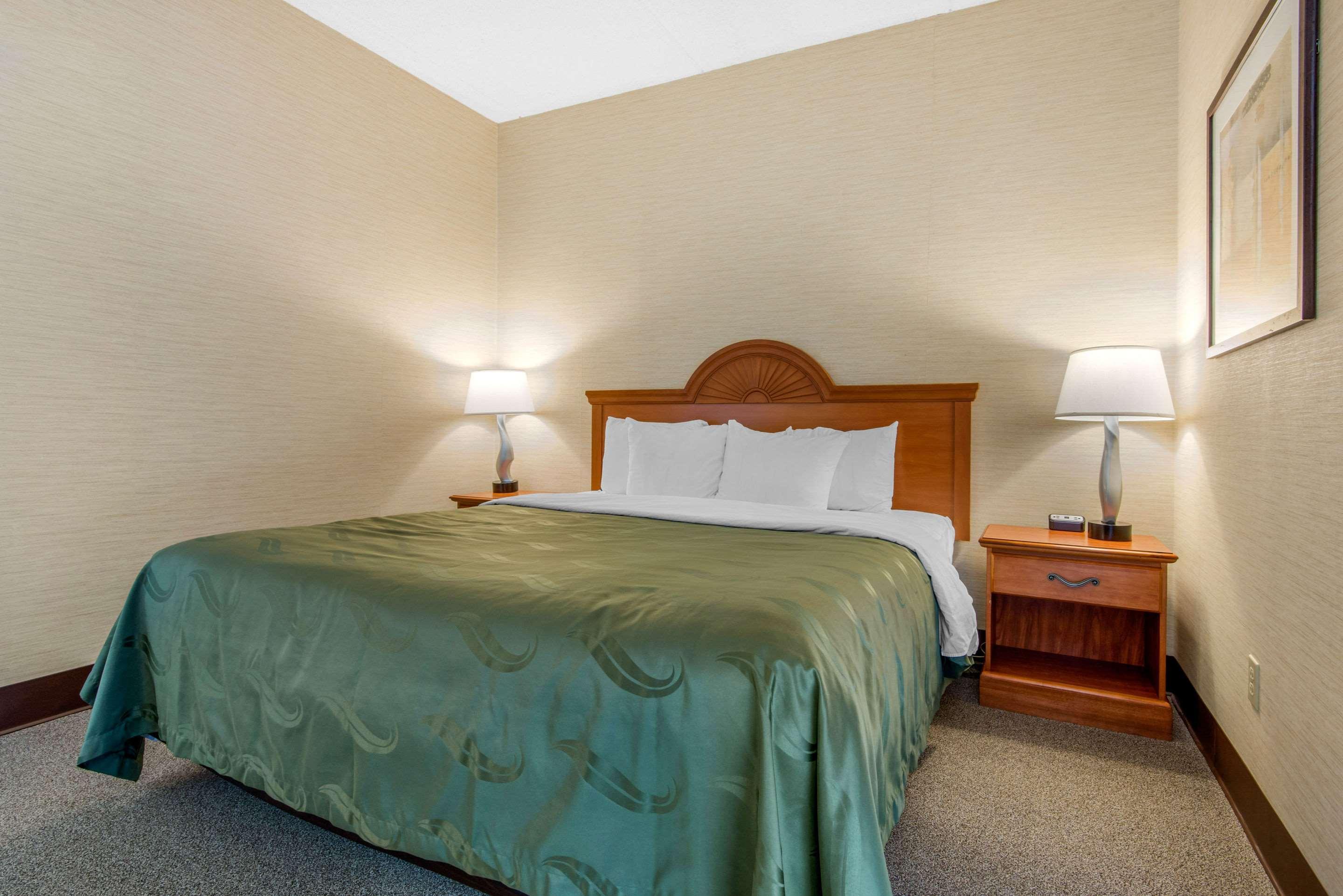 Quality Inn & Suites Mansfield Εξωτερικό φωτογραφία