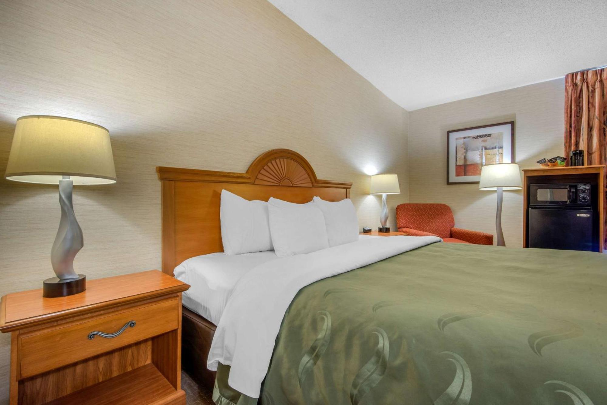 Quality Inn & Suites Mansfield Εξωτερικό φωτογραφία