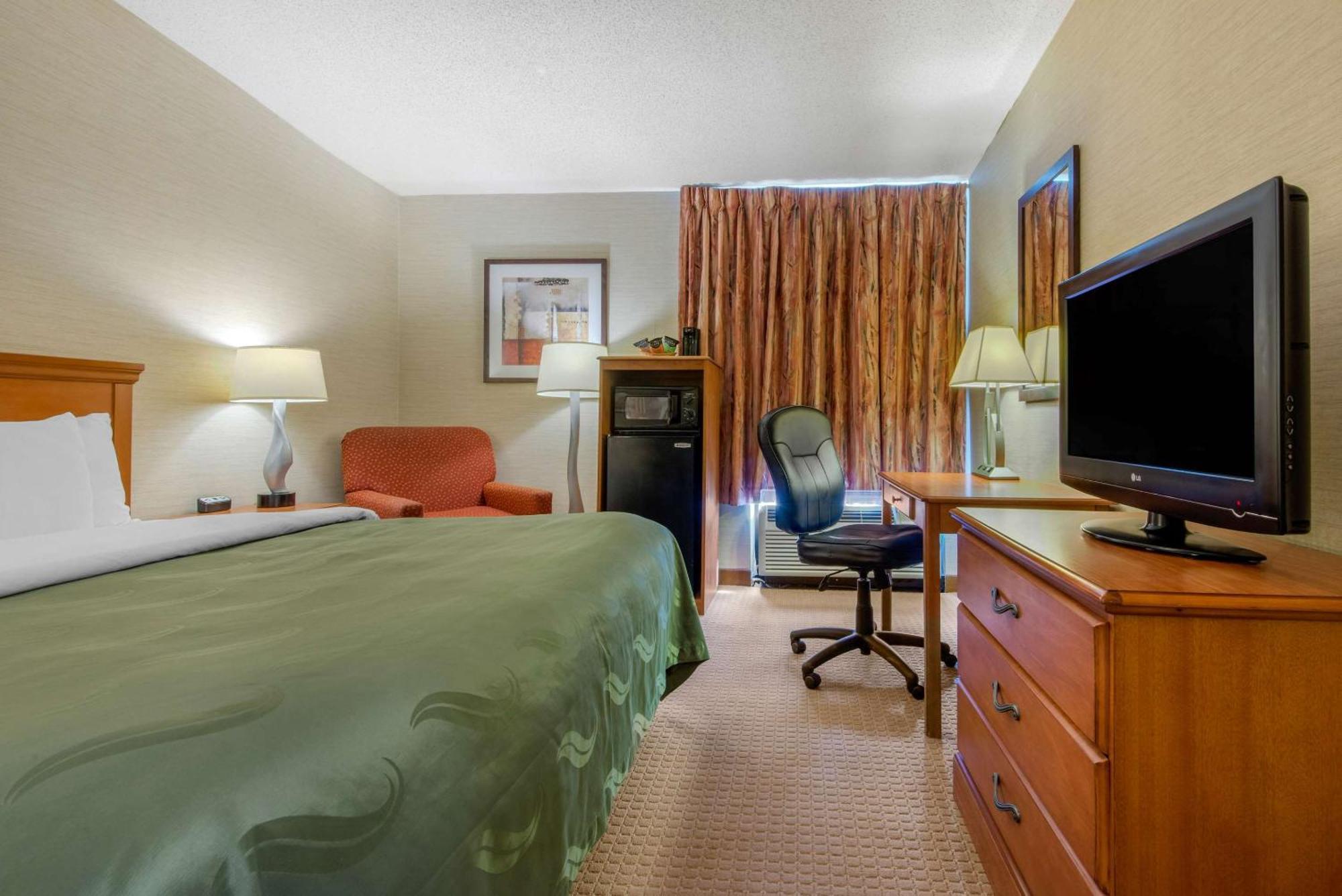Quality Inn & Suites Mansfield Εξωτερικό φωτογραφία