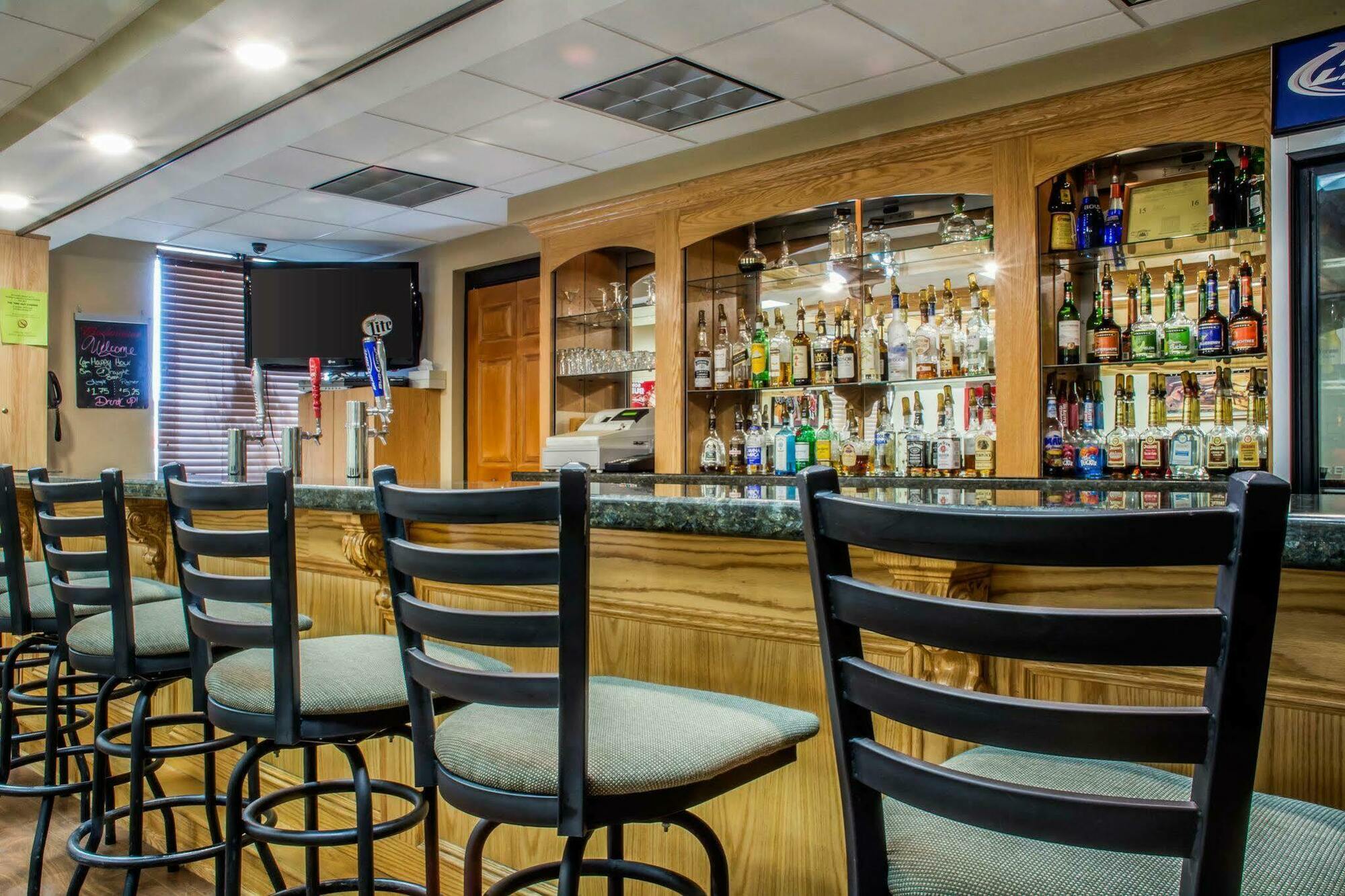 Quality Inn & Suites Mansfield Εξωτερικό φωτογραφία
