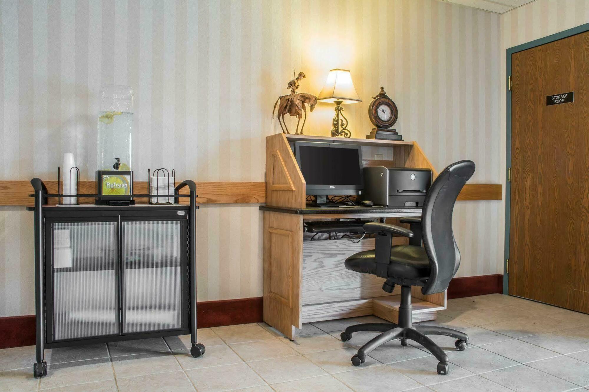 Quality Inn & Suites Mansfield Εξωτερικό φωτογραφία
